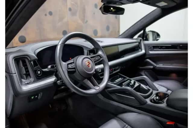 Porsche Cayenne (2024) thumbnail 18
