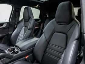 Porsche Cayenne (2024) thumbnail 20