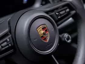 Porsche Cayenne (2024) thumbnail 30