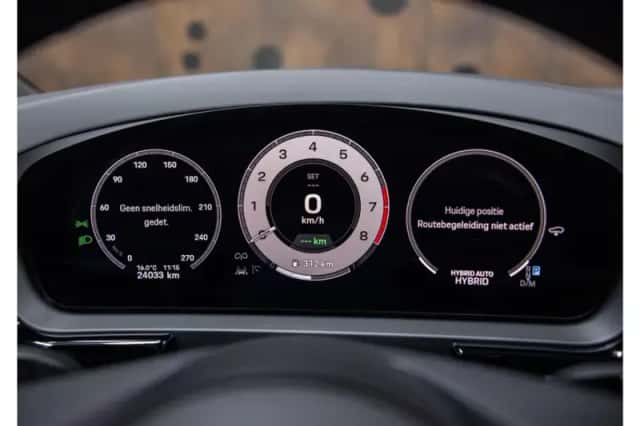 Porsche Cayenne (2024) thumbnail 38
