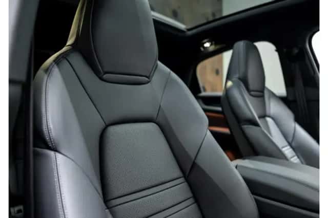 Porsche Cayenne (2024) thumbnail 39