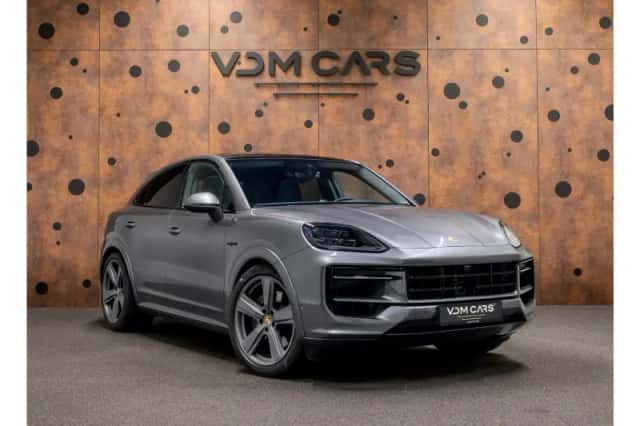 Porsche Cayenne (2024) thumbnail 7