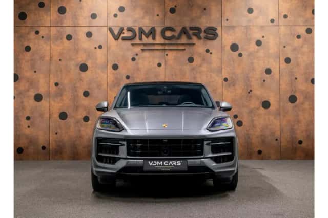 Porsche Cayenne (2024) thumbnail 8