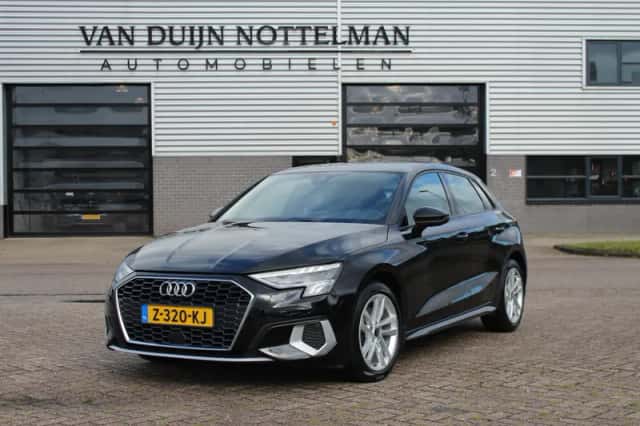 Audi A3 (2021) thumbnail 1