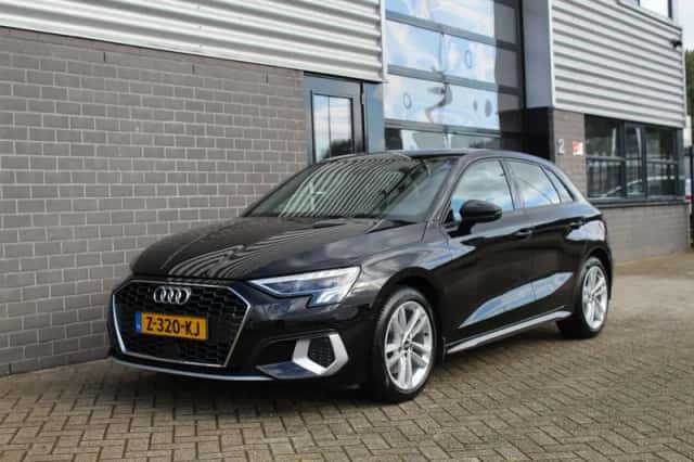 Audi A3 (2021) thumbnail 4