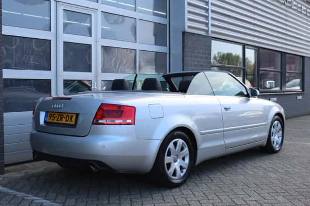 Audi A4 (2008) thumbnail 6