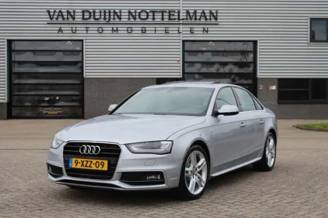 Audi A4 (2015) thumbnail 2