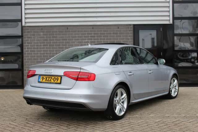 Audi A4 (2015) thumbnail 4