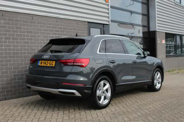 Audi Q3 (2021) thumbnail 6