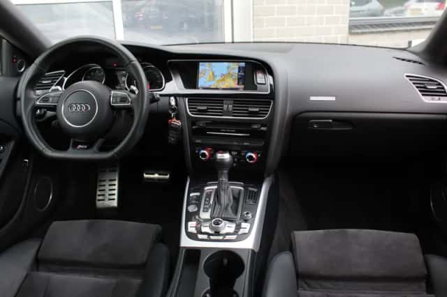 Audi RS5 (2013) thumbnail 3