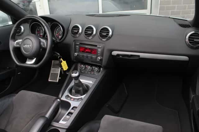 Audi TT (2007) thumbnail 3