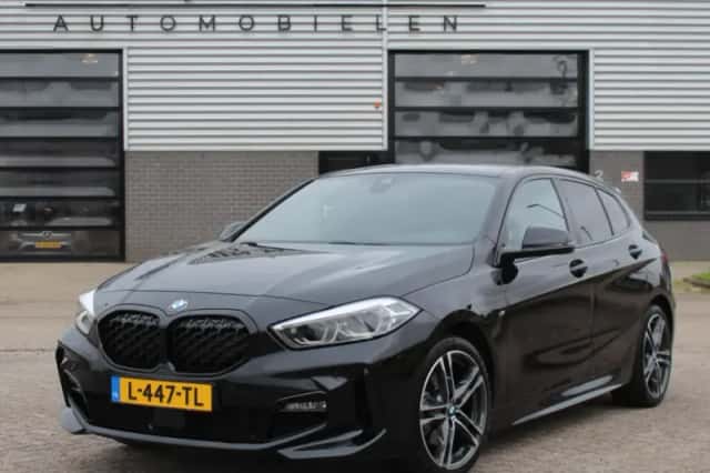 BMW 1-Serie (2021) thumbnail 1