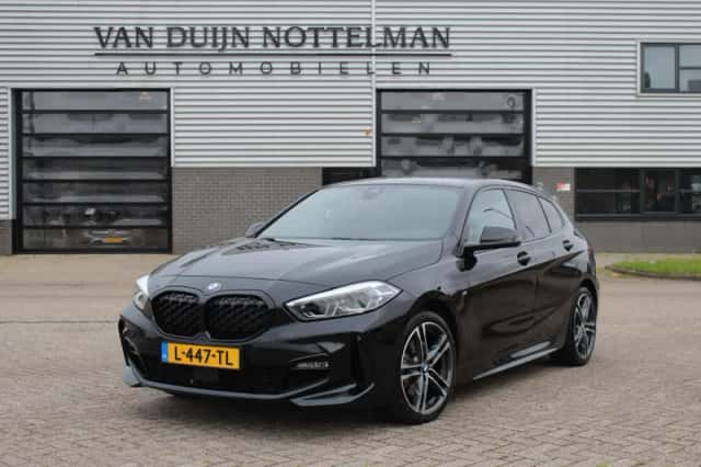 BMW 1-Serie (2021) thumbnail 2