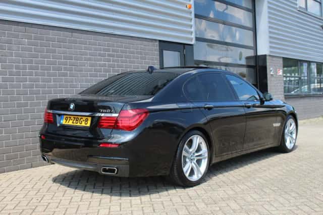 BMW 7-Serie (2012) thumbnail 6