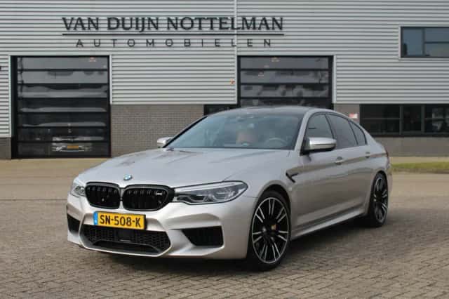 BMW M5 (2018) thumbnail 2