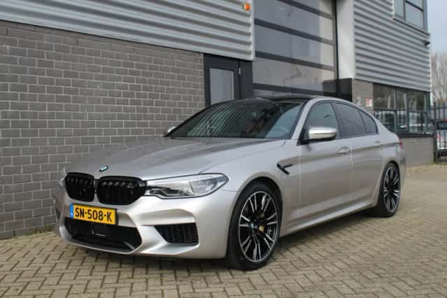 BMW M5 (2018) thumbnail 5