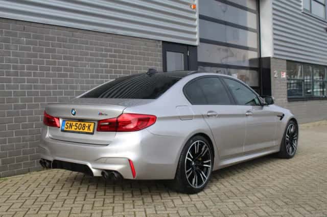 BMW M5 (2018) thumbnail 6