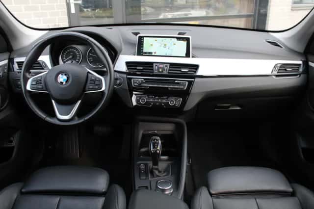 BMW X1 (2017) thumbnail 3