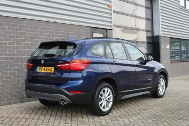BMW X1 (2017) thumbnail 6