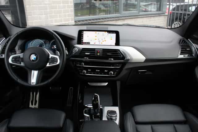BMW X3 (2019) thumbnail 3