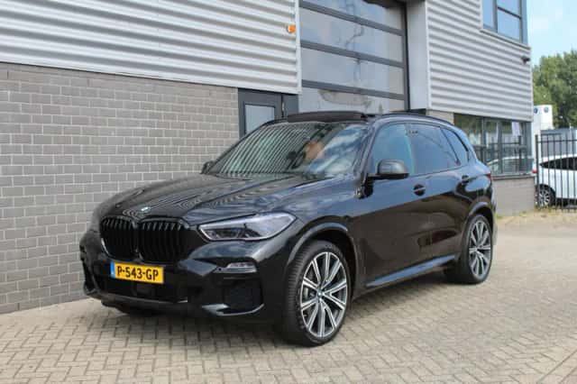 BMW X5 (2021) thumbnail 6