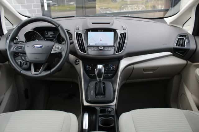 Ford C-Max (2018) thumbnail 3