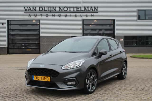 Ford Fiesta (2018) thumbnail 2