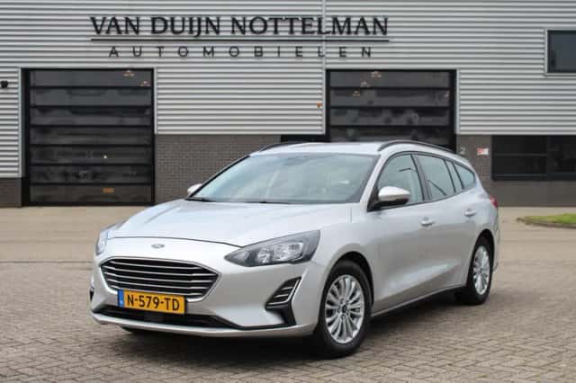 Ford Focus (2020) thumbnail 2