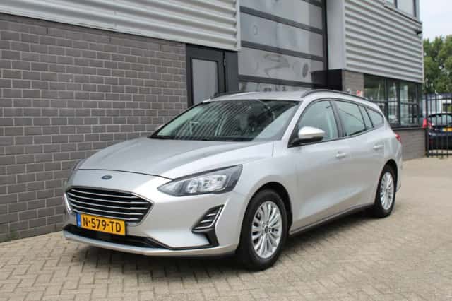 Ford Focus (2020) thumbnail 5