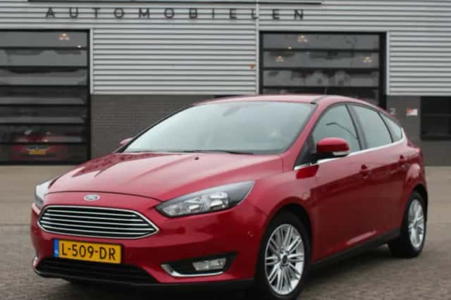 Ford Focus (2015) thumbnail 1