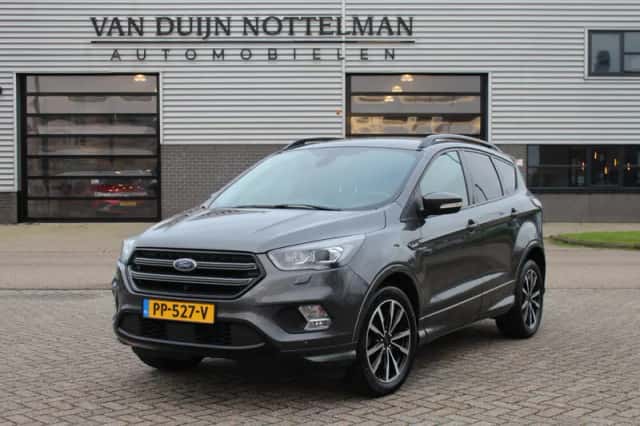 Ford Kuga (2017) thumbnail 2