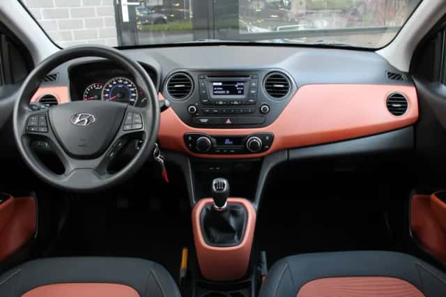 Hyundai i10 (2017) thumbnail 3