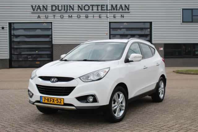 Hyundai ix35 (2013) thumbnail 2