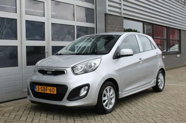 Kia Picanto (2013) thumbnail 5
