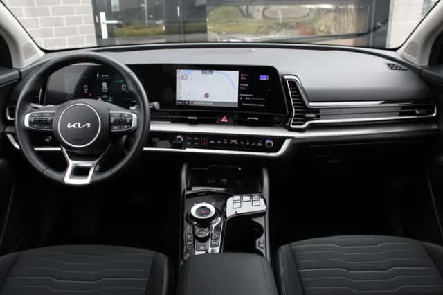Kia Sportage (2022) thumbnail 3