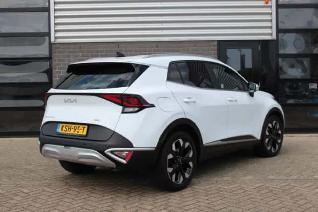 Kia Sportage (2022) thumbnail 4
