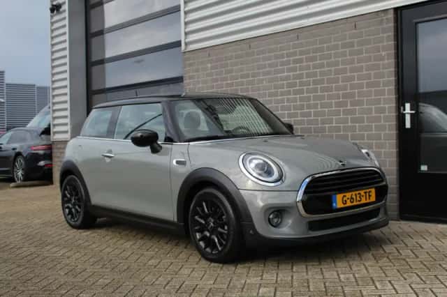 MINI Cooper (2019) thumbnail 6
