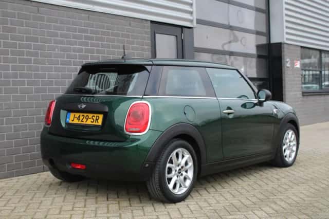 MINI One (2017) thumbnail 6