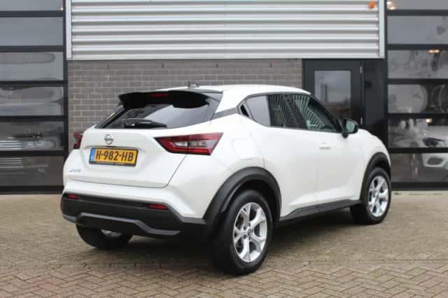 Nissan Juke (2020) thumbnail 4