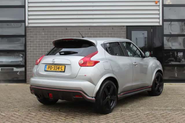 Nissan Juke (2013) thumbnail 4