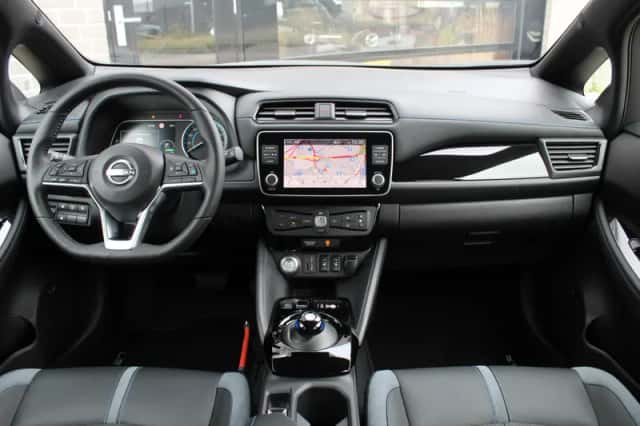 Nissan Leaf (2024) thumbnail 3
