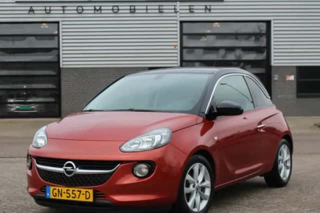 Opel Adam (2015) thumbnail 1