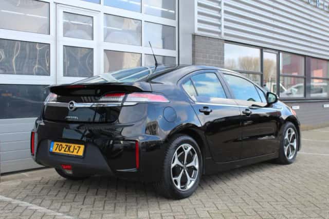 Opel Ampera (2012) thumbnail 6