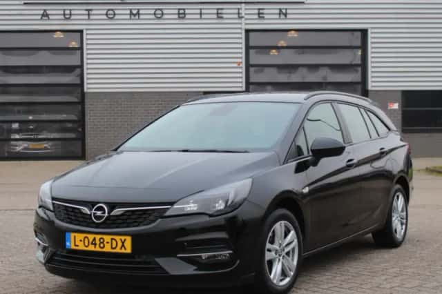 Opel Astra (2021) thumbnail 1