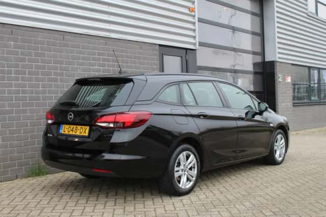 Opel Astra (2021) thumbnail 6