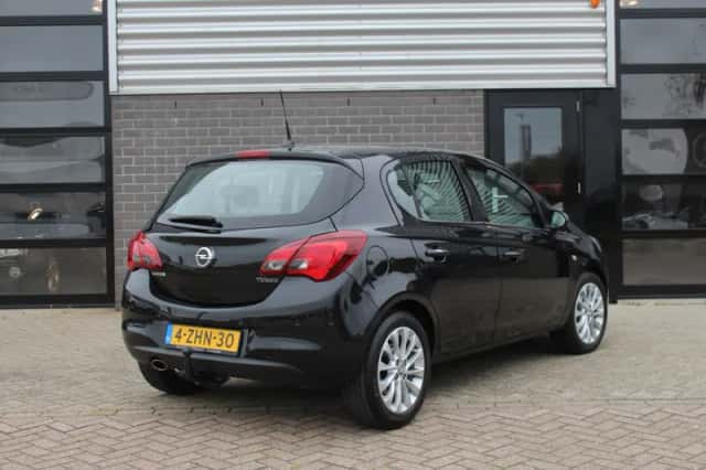 Opel Corsa (2015) thumbnail 4