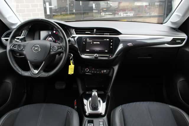 Opel Corsa (2020) thumbnail 3