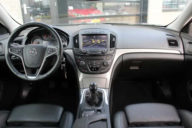 Opel Insignia (2015) thumbnail 3