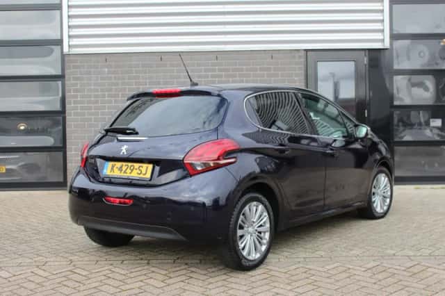 Peugeot 208 (2019) thumbnail 4