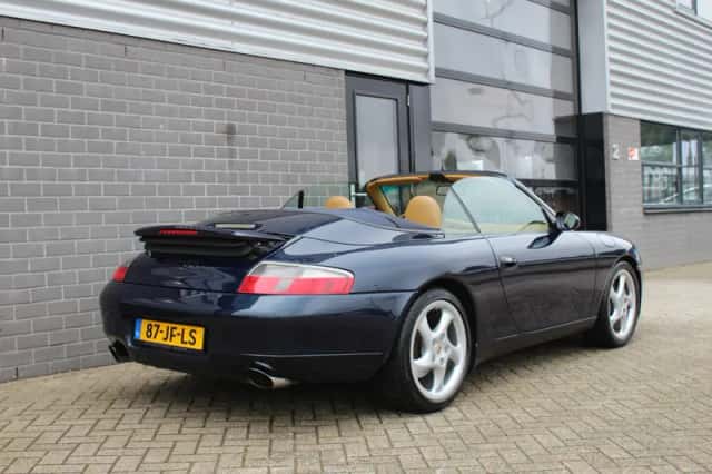 Porsche 911 (1998) thumbnail 6